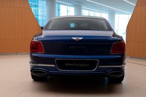 Bentley Flying Spur First Edition 2020 года  (UAE)